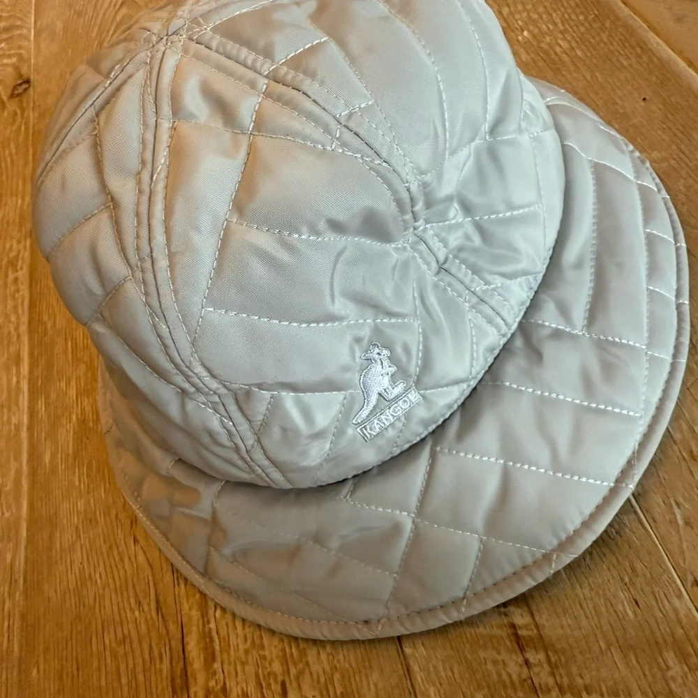 Kangol Quilted Bucket Hat in Light Beige / Cream Small NWT